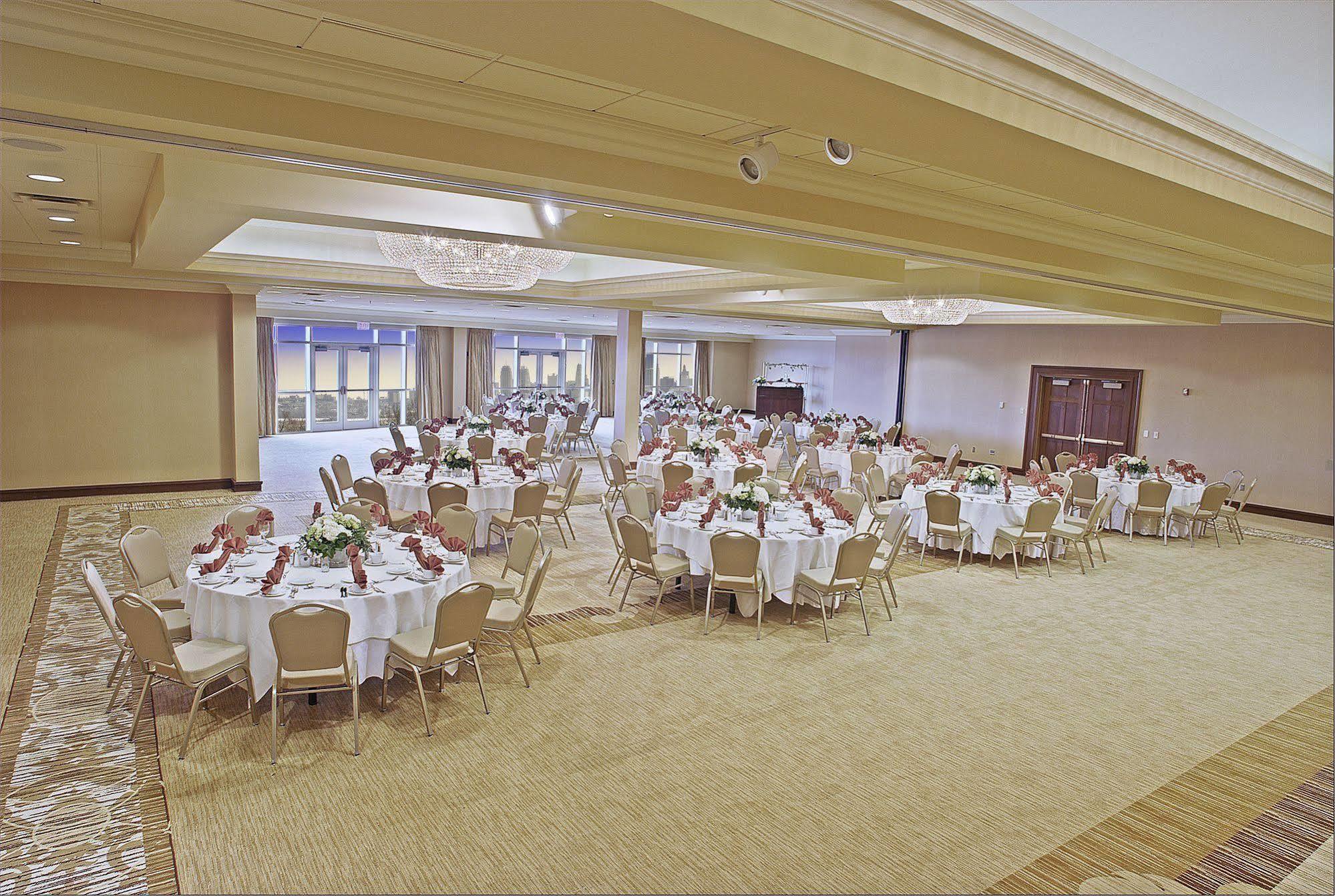 Argosy Casino Hotel & Spa Riverside Exterior foto